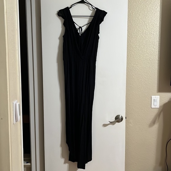 Forever 21 Ruffle Sleeve Romper Dress - Picture 2 of 3